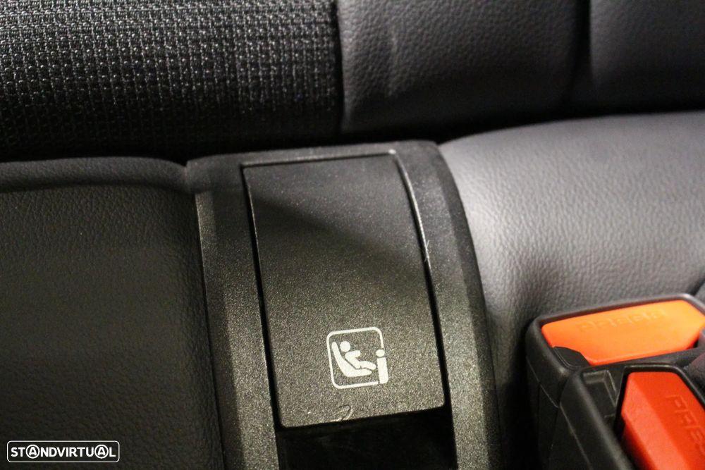 BMW 320 e Line Sport Auto - 29