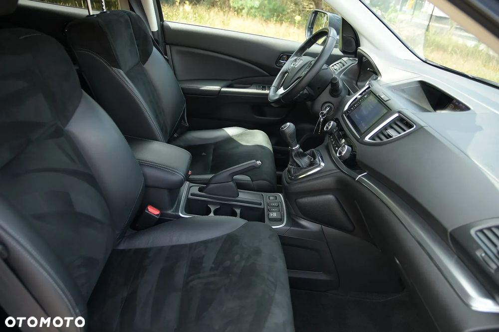 Honda CR-V 2.0i-VTEC 4WD Executive - 17