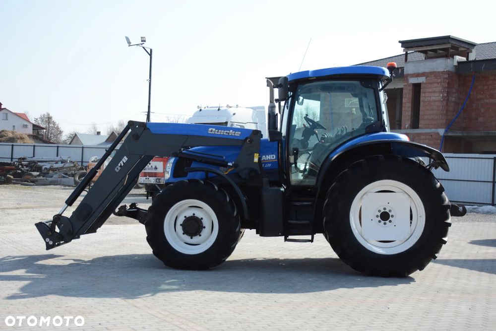 New Holland TSA.135 / 2004r. / Ładowacz czołowy / Tuz / Klima / Super stan - 4