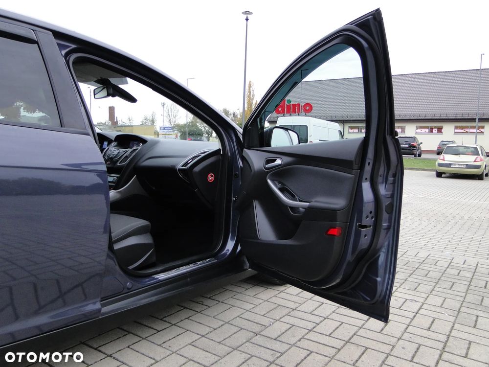 Ford Focus 1.6 TDCi DPF Titanium - 25