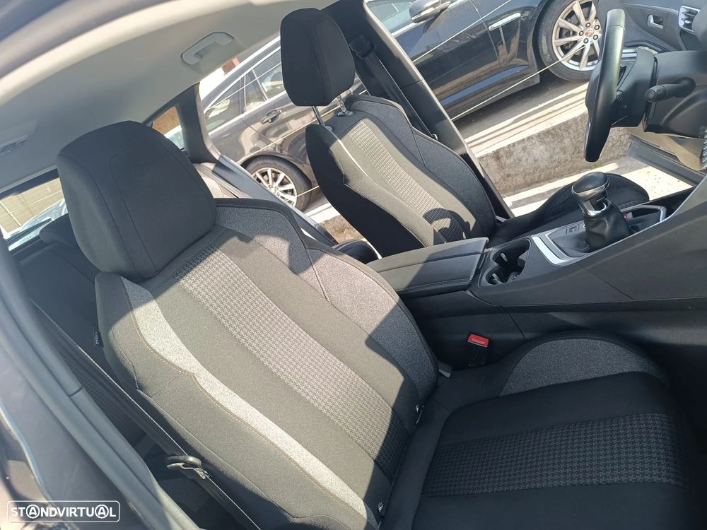 Peugeot 3008 1.5 BlueHDi Active Pack - 10
