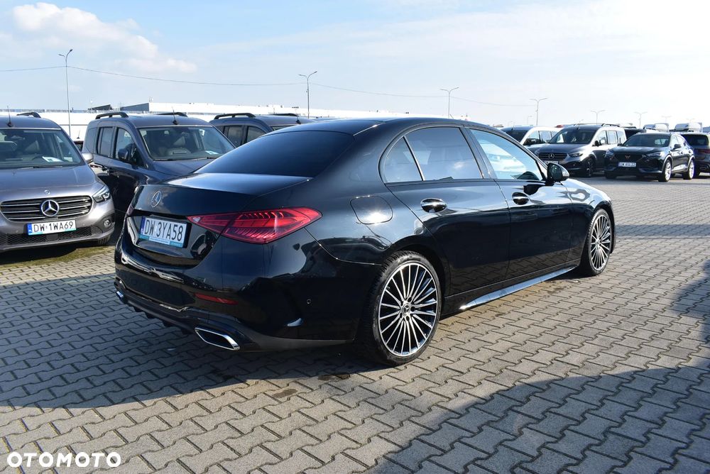Mercedes-Benz Klasa C 300 d mHEV AMG - 7