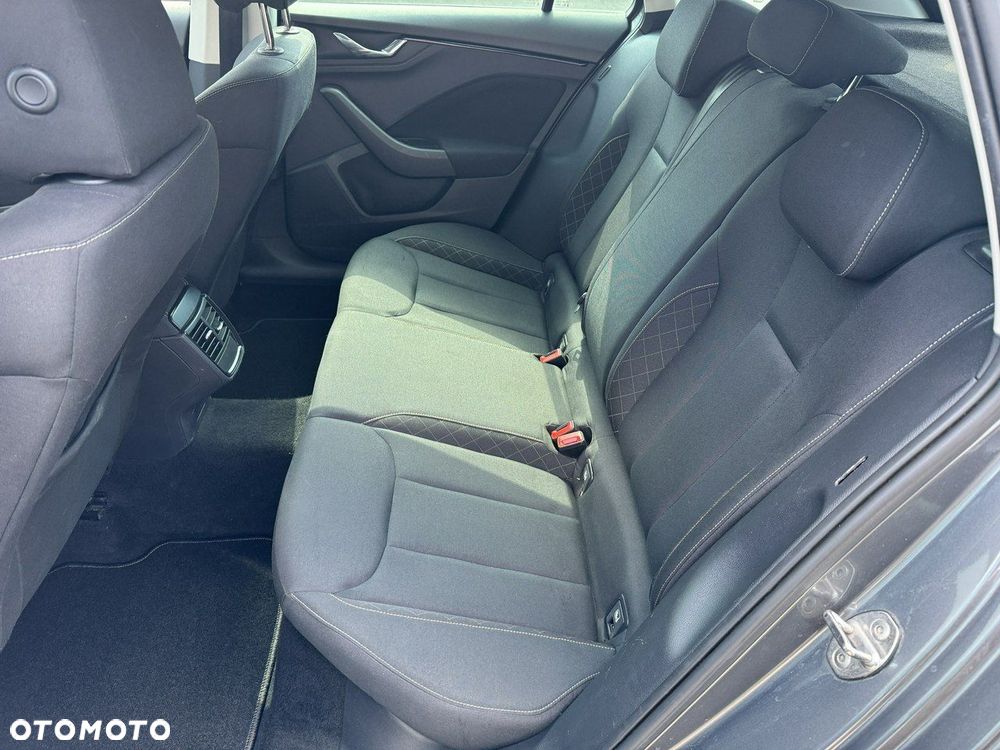 Skoda Kamiq 1.0 TSI Ambition - 14