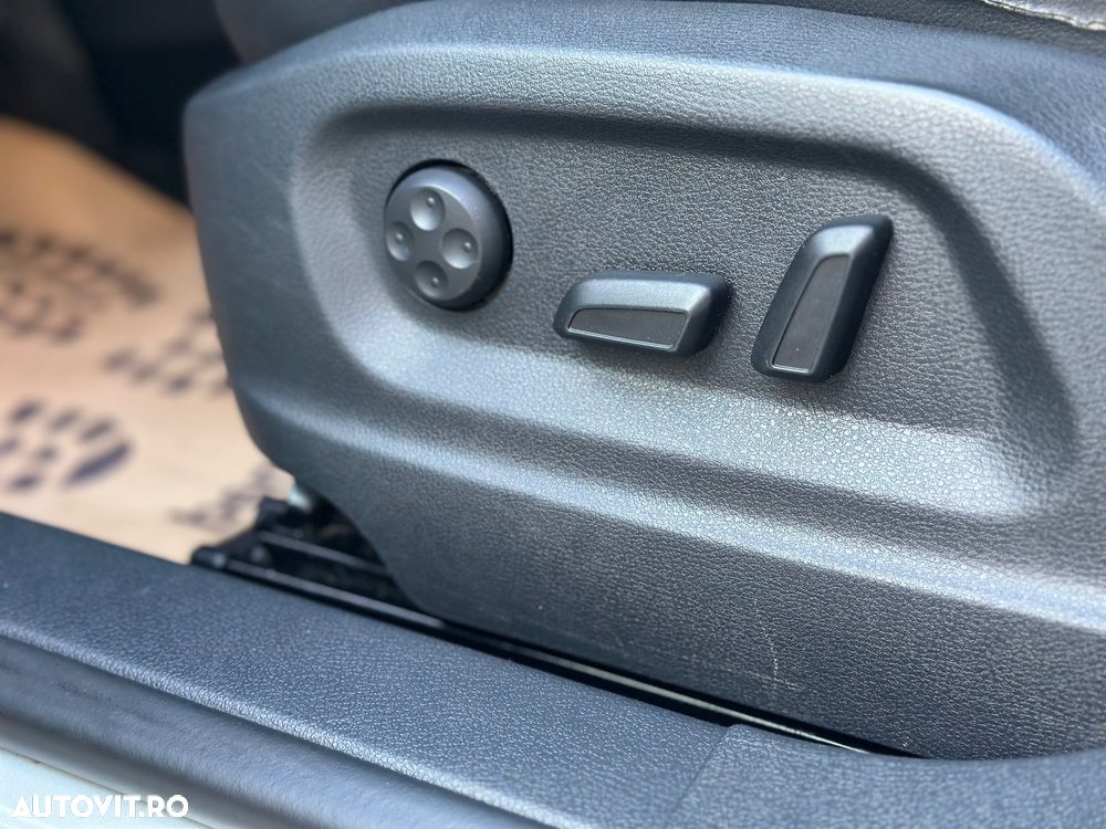 Volkswagen Tiguan - 23