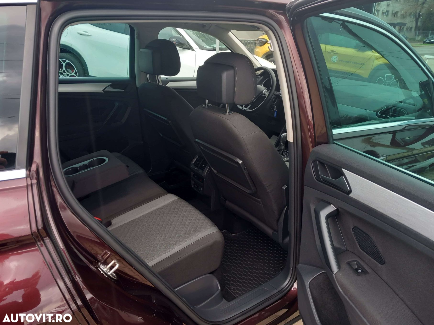 Volkswagen Tiguan - 7
