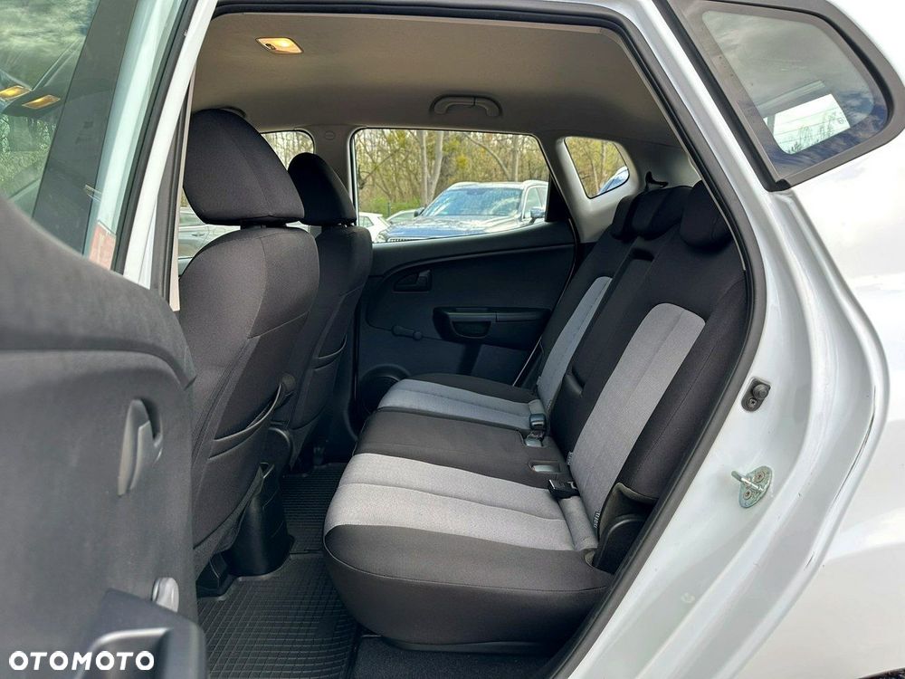 Kia Venga 1.4 CRDi M - 15