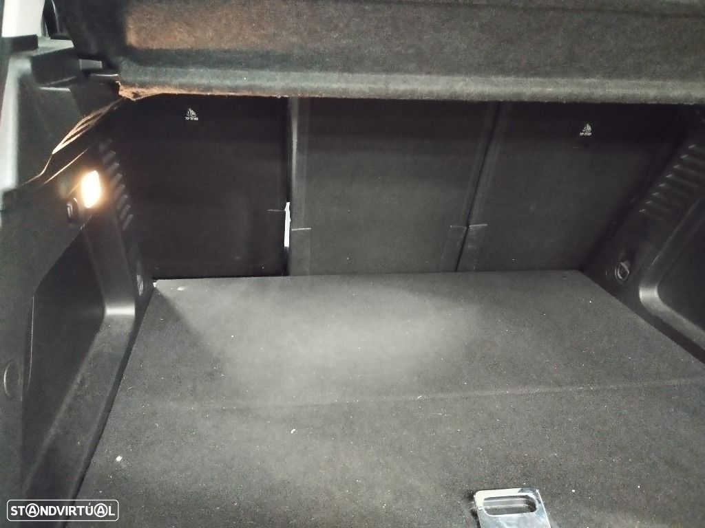 Citroën C5 Aircross 1.6 Hybrid Shine e-EAT8 - 29