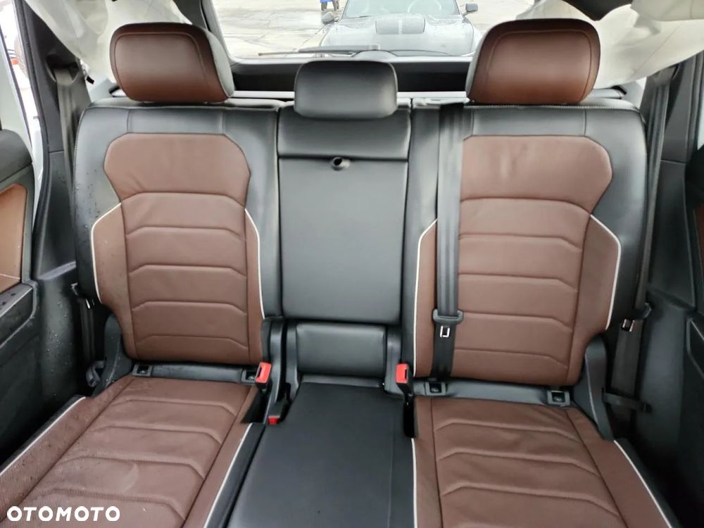 Volkswagen Tiguan 2.0 TSI OPF 4MOTION DSG R-Line - 11