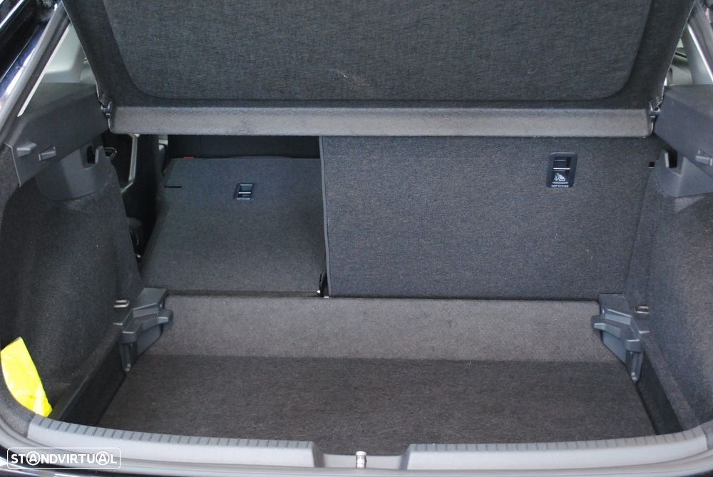 VW Taigo 1.0 TSI Urban Style - 37