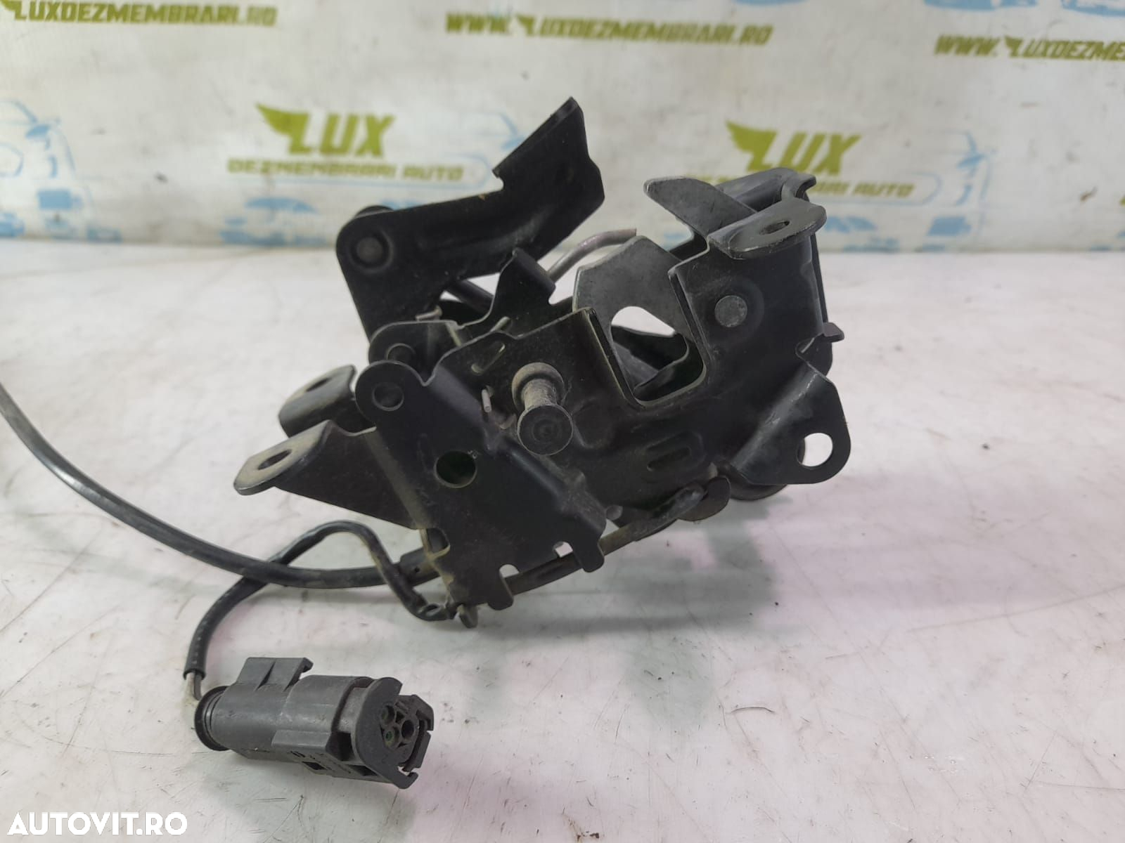 Broasca capota stanga 720645308 BMW Seria 7 F01/F02 [facelift] [2012 - 3
