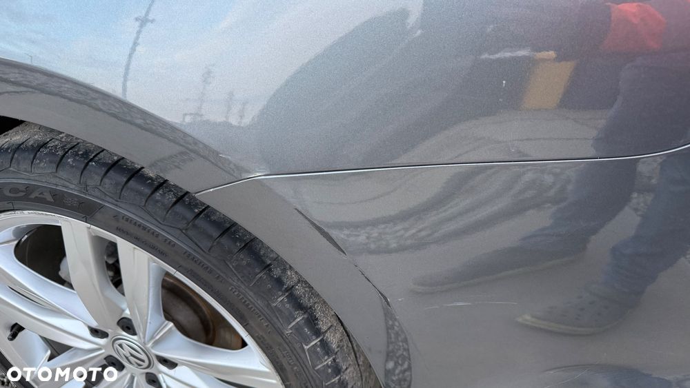 Volkswagen Golf 2.0 TDI BlueMotion Technology DSG Highline - 26