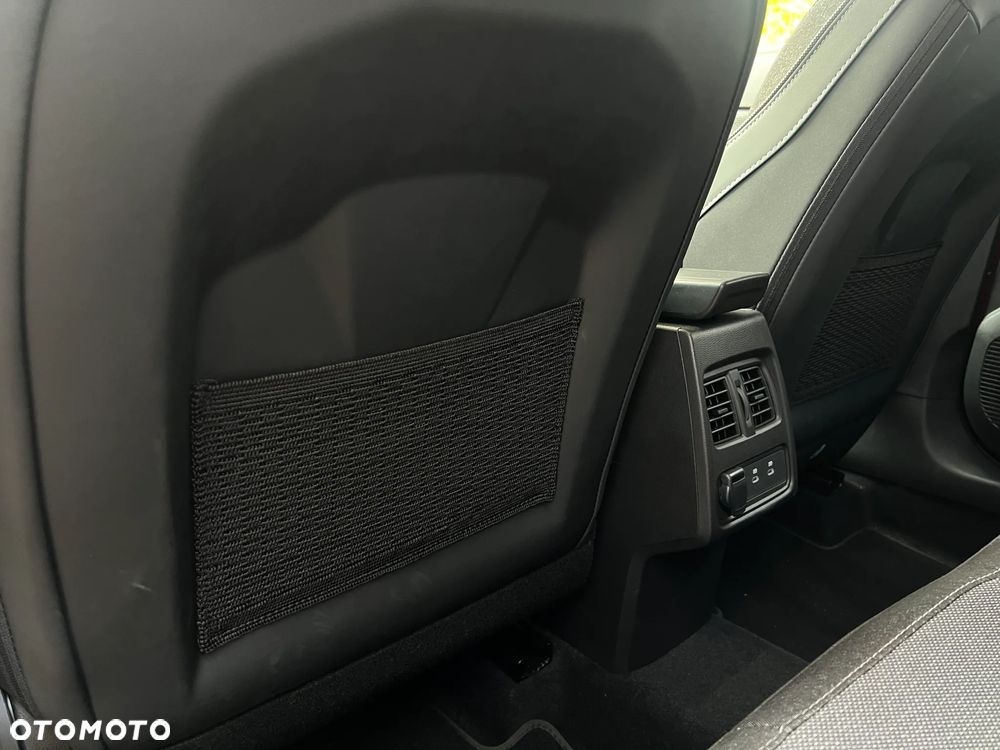 Mitsubishi Grandis - 21