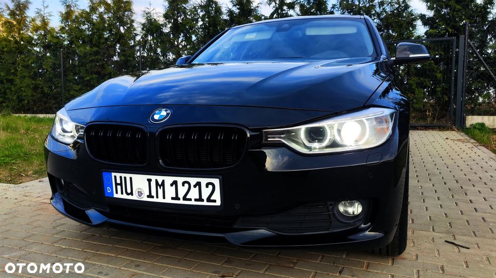 BMW Seria 3 320d - 17
