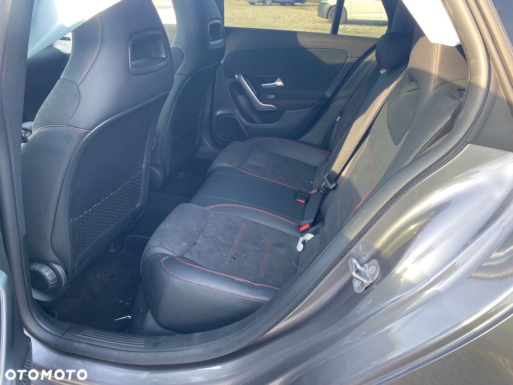 Mercedes-Benz CLA 250 e 8G-DCT Edition AMG Line - 3