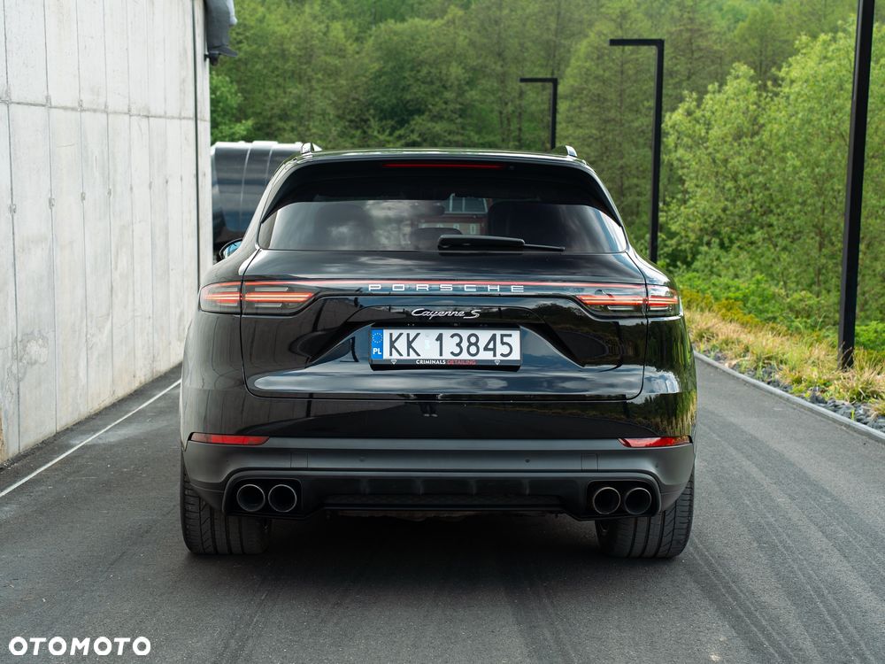 Porsche Cayenne S - 3
