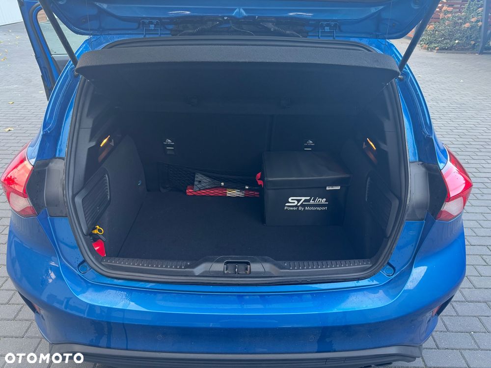 Ford Focus - 11