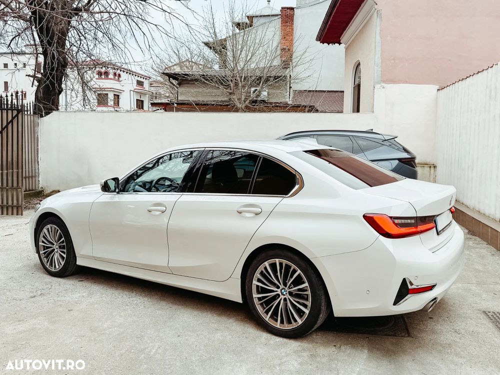 BMW Seria 3 320i AT - 4