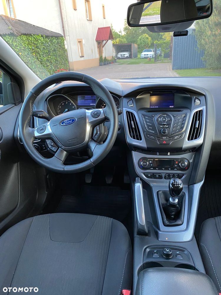 Ford Focus 1.6 EcoBoost Titanium - 9