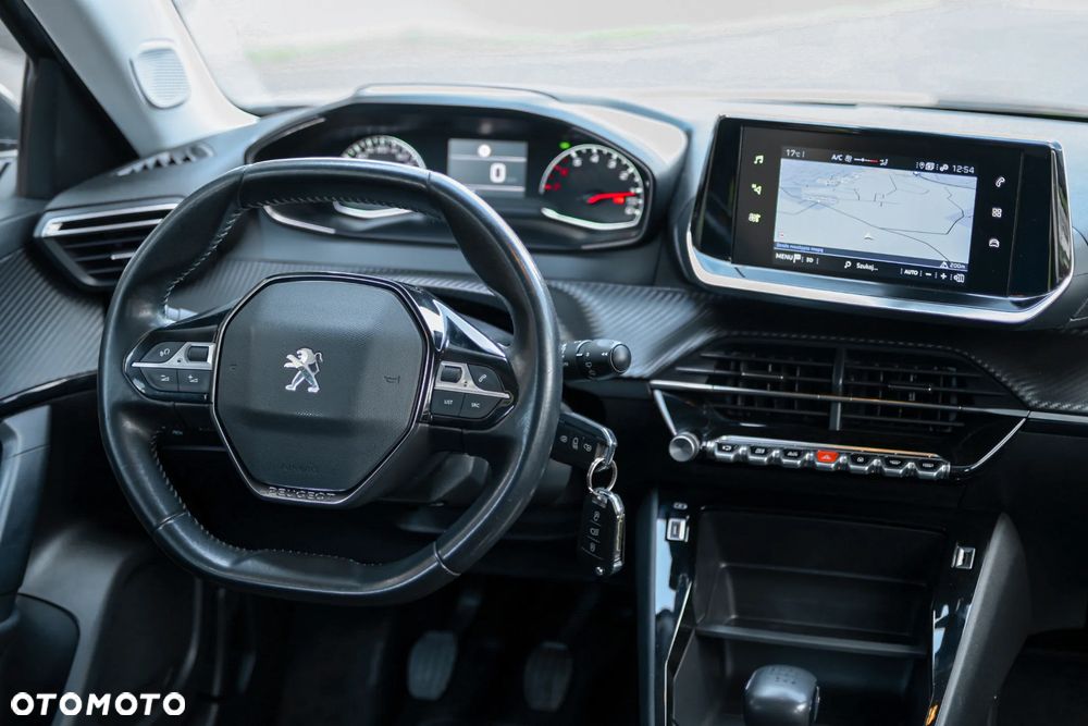 Peugeot 2008 1.2 PureTech GT Pack S&S - 8