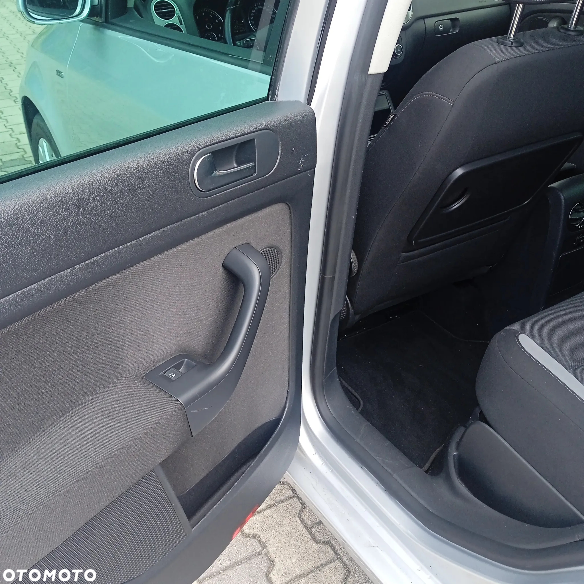 Volkswagen Golf Plus 1.2 TSI Life - 17