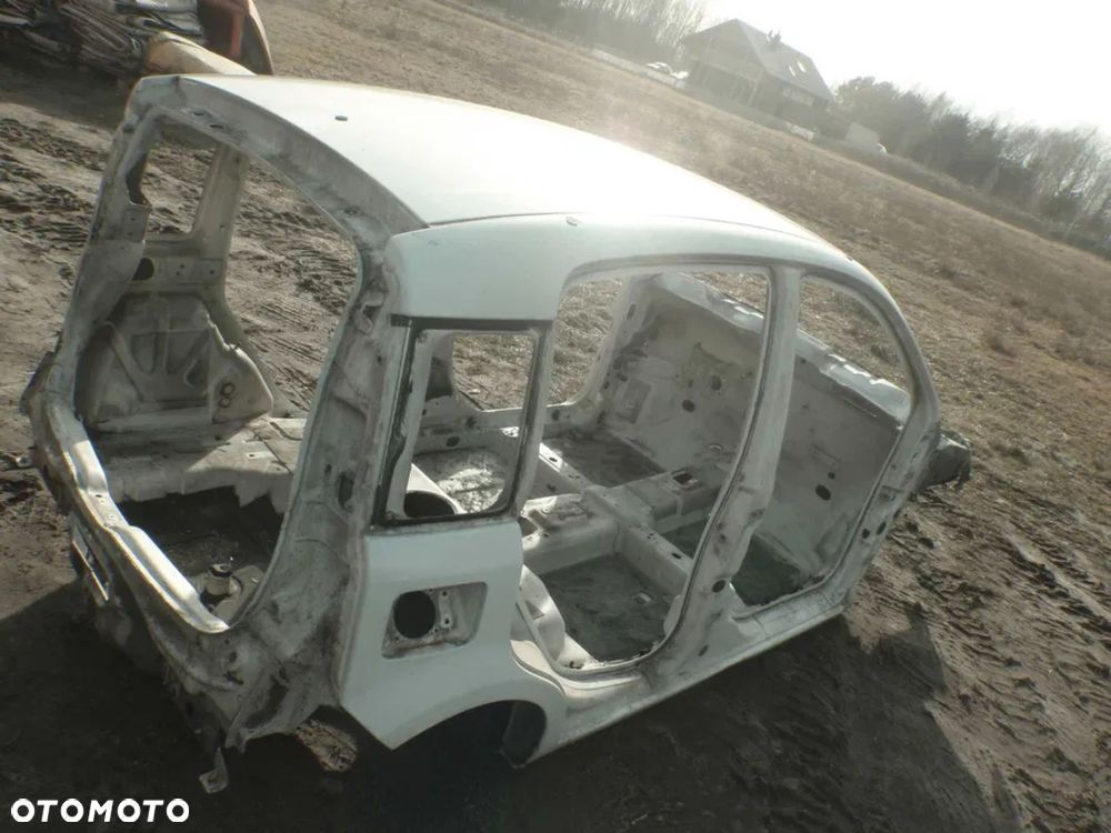 karoseria buda dach podłużnica słupek podłoga błotnik panda II - 7