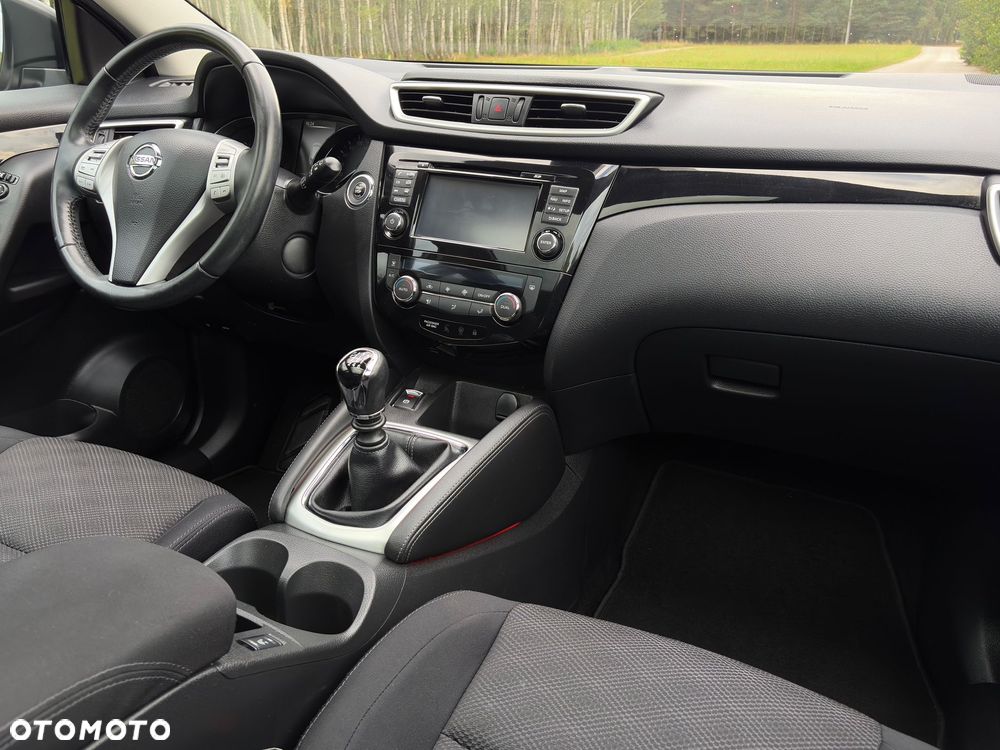 Nissan Qashqai 1.6 DIG-T Tekna - 30