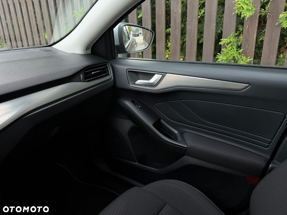 Ford Focus 1.5 EcoBlue Titanium X - 20