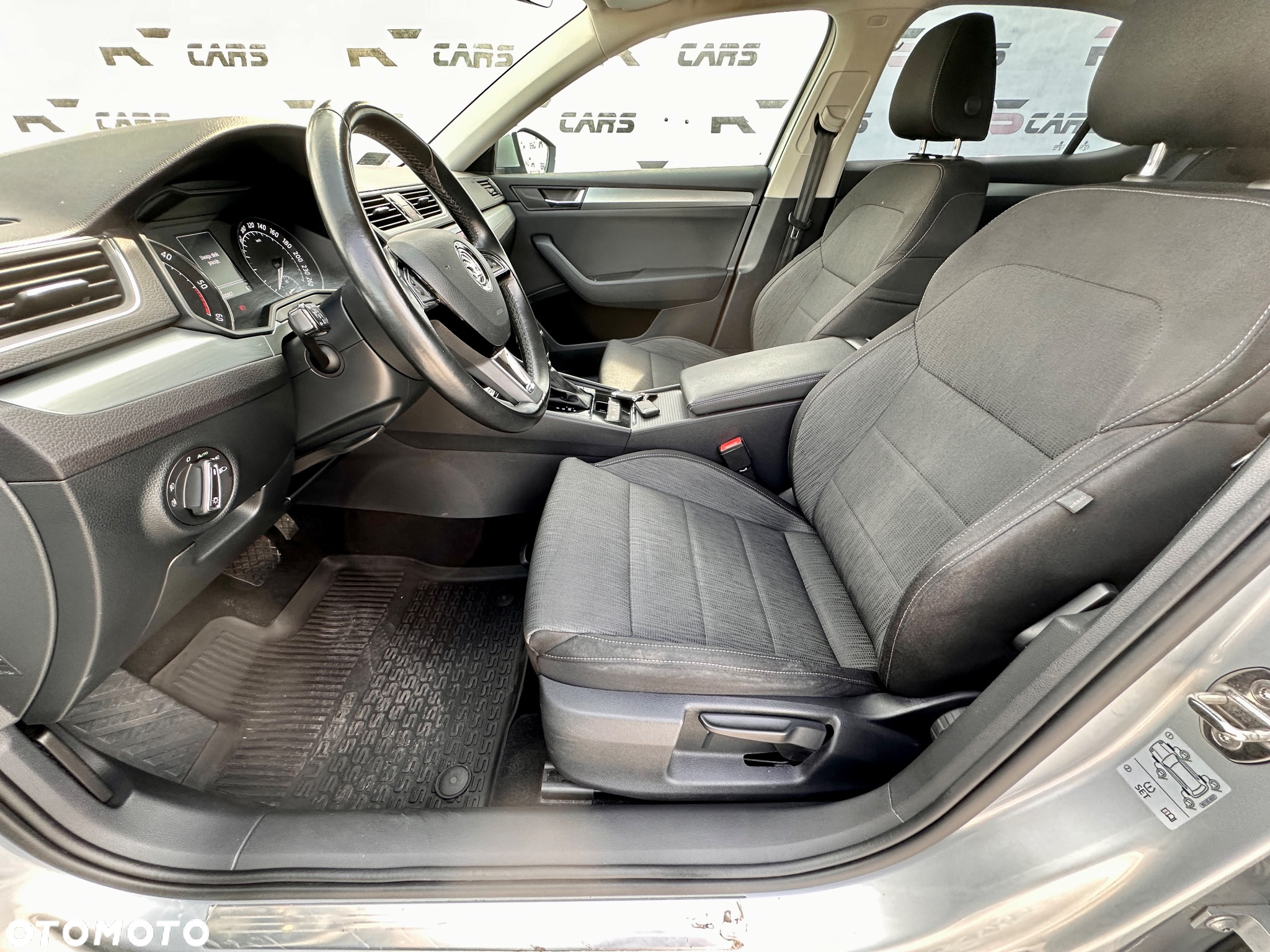 Skoda Superb 2.0 TDI Style DSG - 18