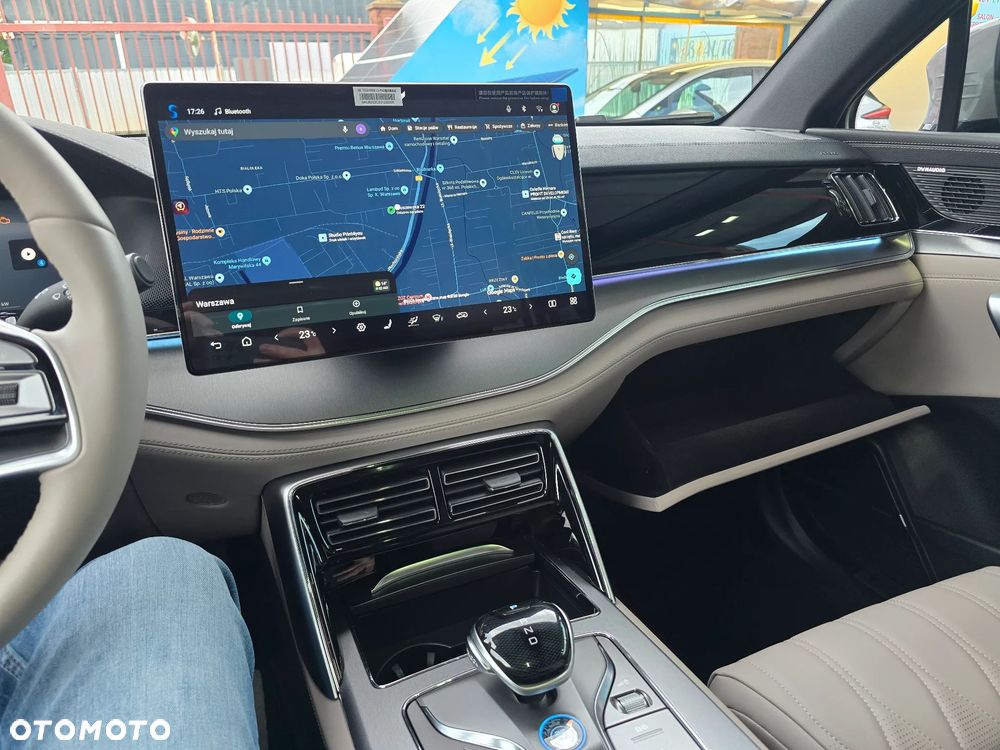 BYD Tang Flagship - 27