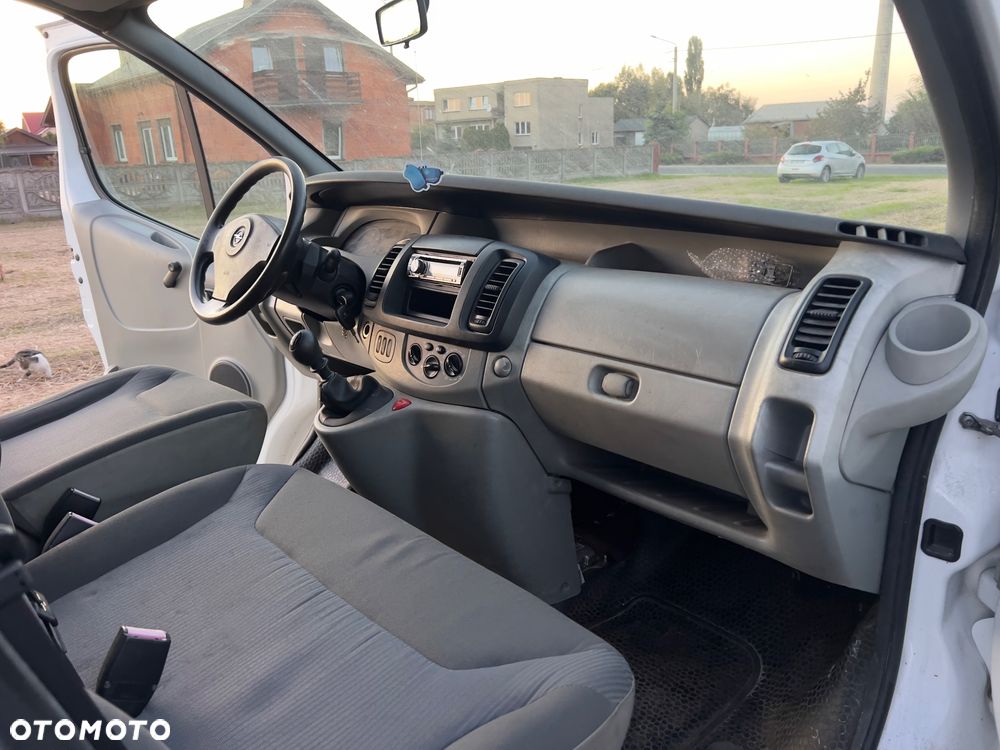 Opel Vivaro - 29