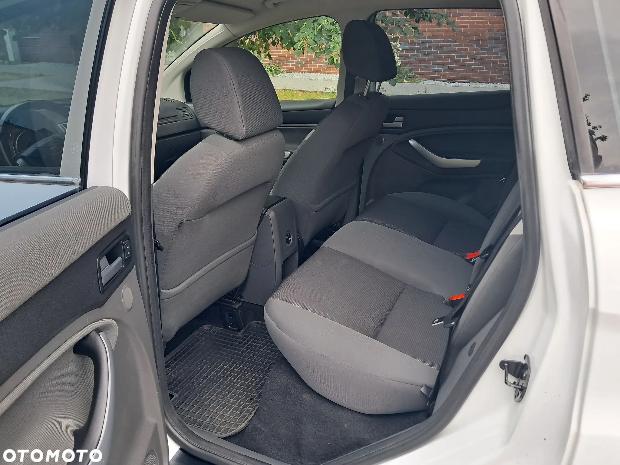 Ford Kuga 2.0 TDCi Individual - 7