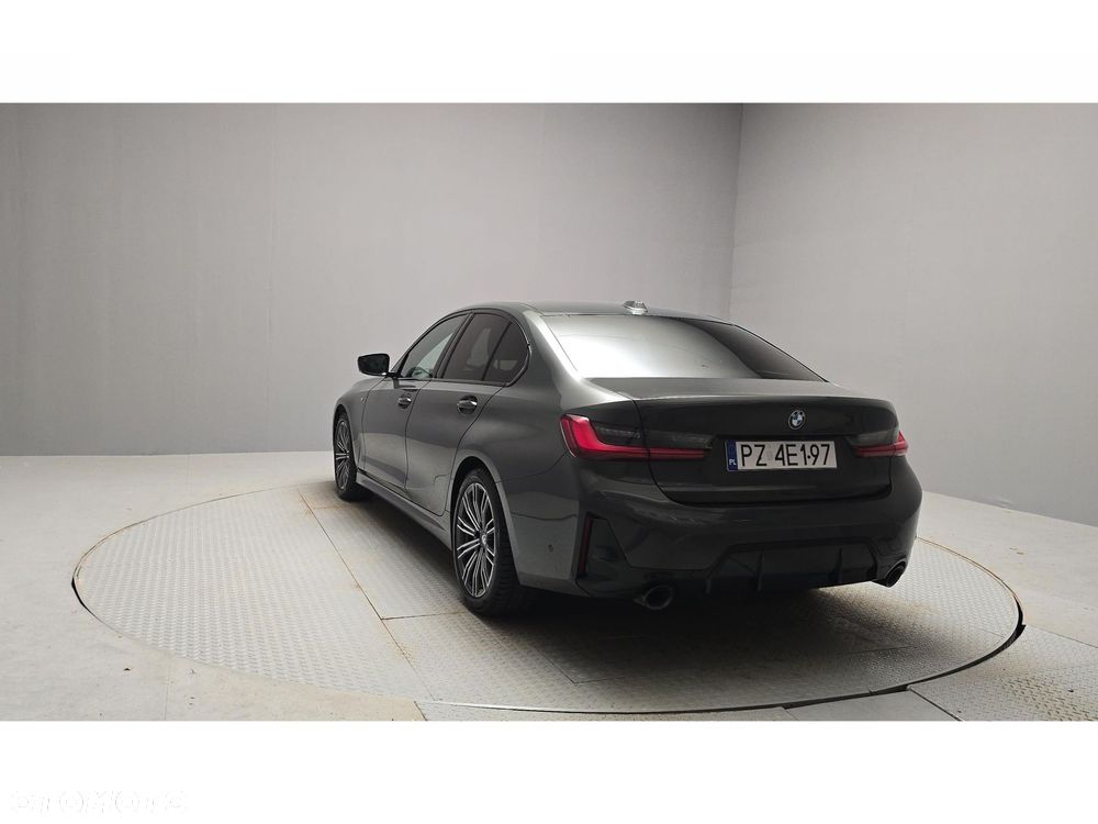 BMW Seria 3 - 4