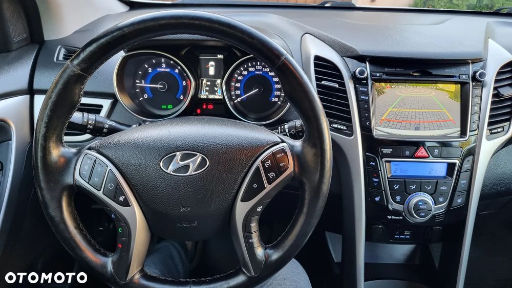Hyundai i30 Fastback 1.6 CRDI Premium - 14