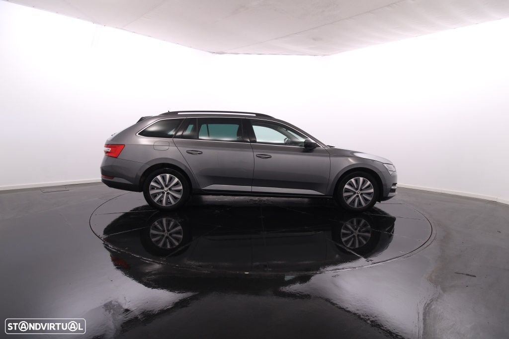 Skoda Superb Break 2.0 TDI Ambition - 9