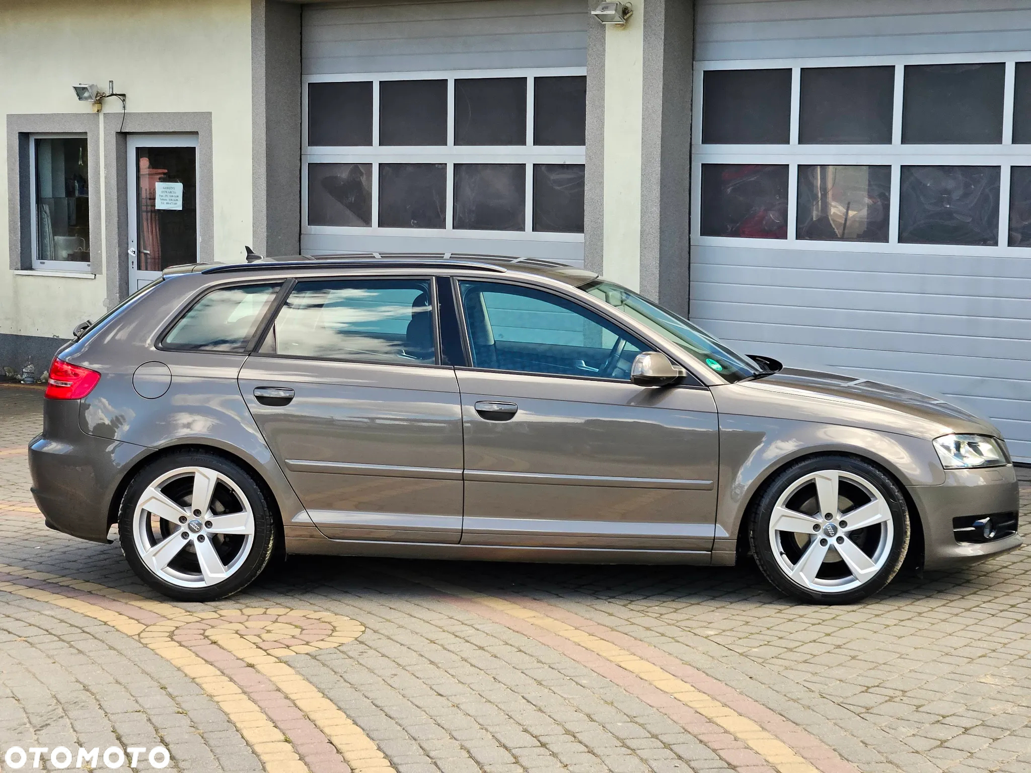 Audi A3 Sportback 2.0 TDI DPF S line Sportpaket - 16