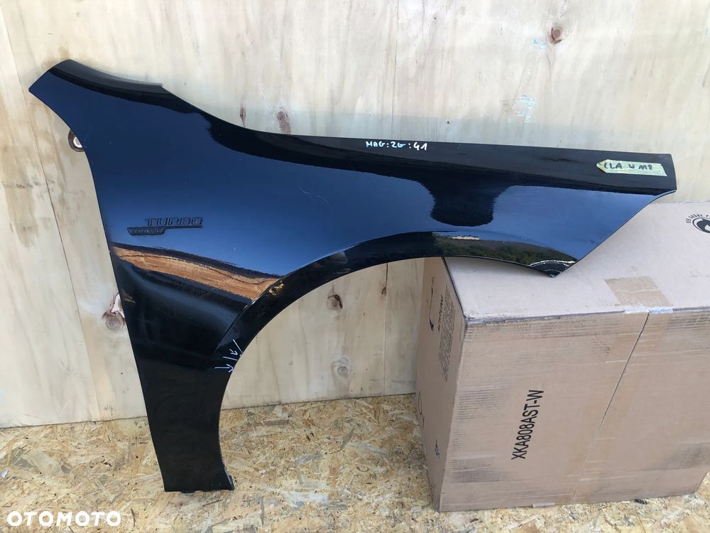 ZG41. Błotnik Prawy Przód Mercedes CLA II C118 Czarny (2019–2025) - Wysyłka