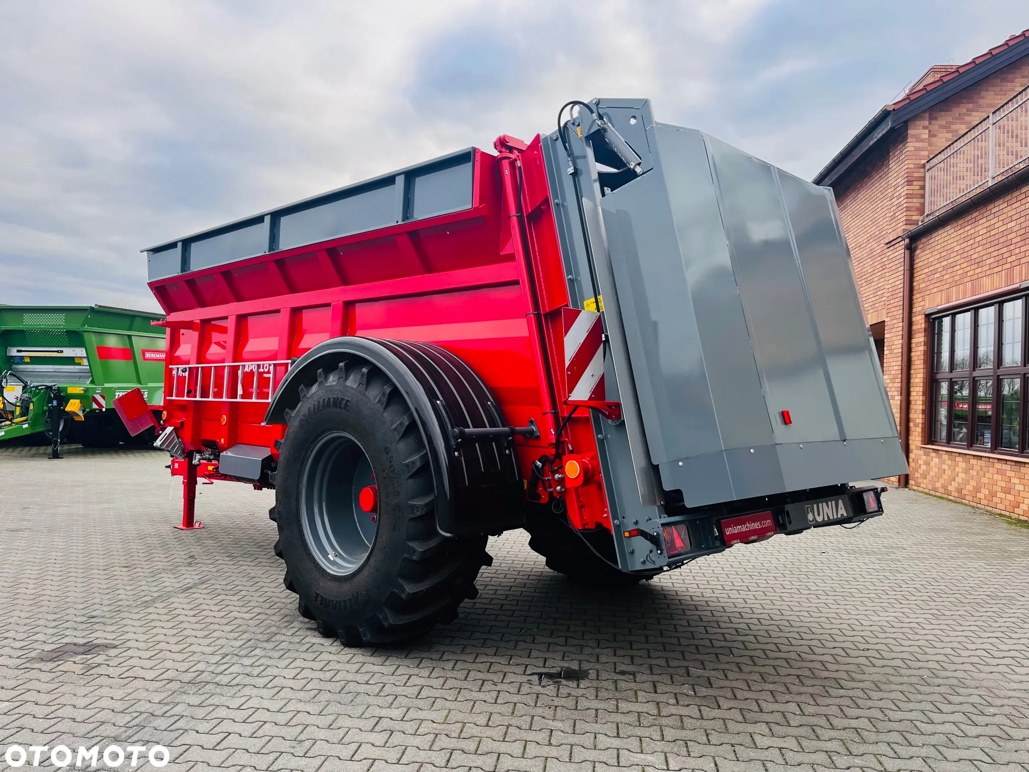 Unia Apollo 16 Premium dostępny od ręki - 16