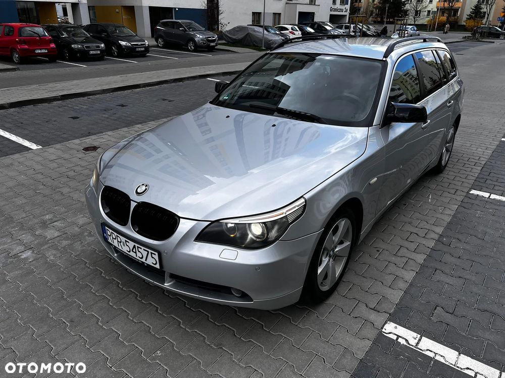 BMW Seria 5 - 12