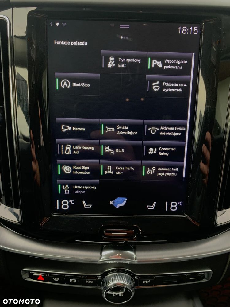 Volvo XC 60 D4 Drive-E Momentum - 28