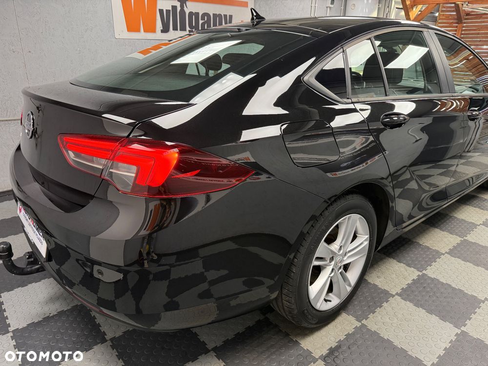Opel Insignia - 21