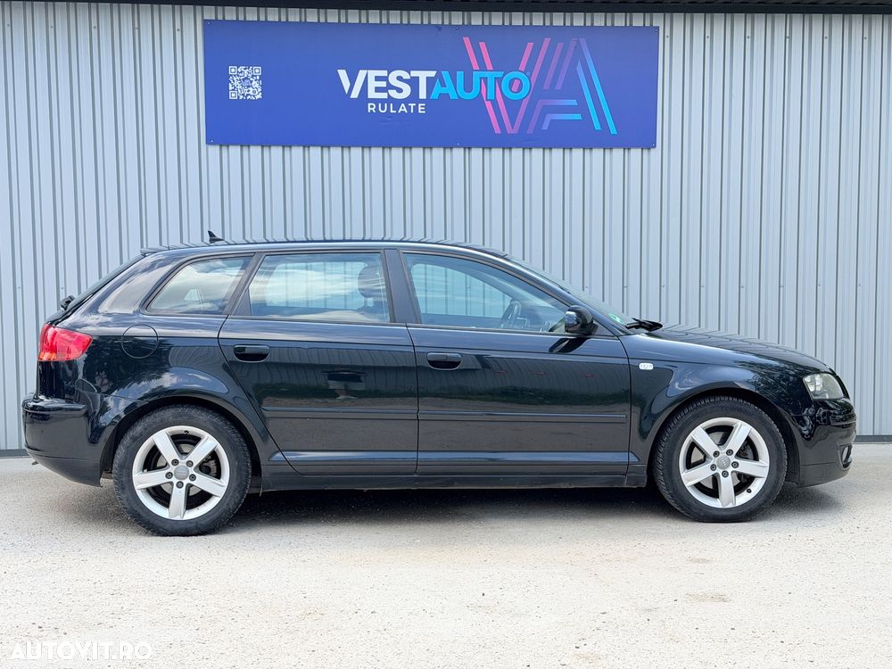 Audi A3 Sportback 2.0 TDI DPF (DSG) S tronic Attraction - 11