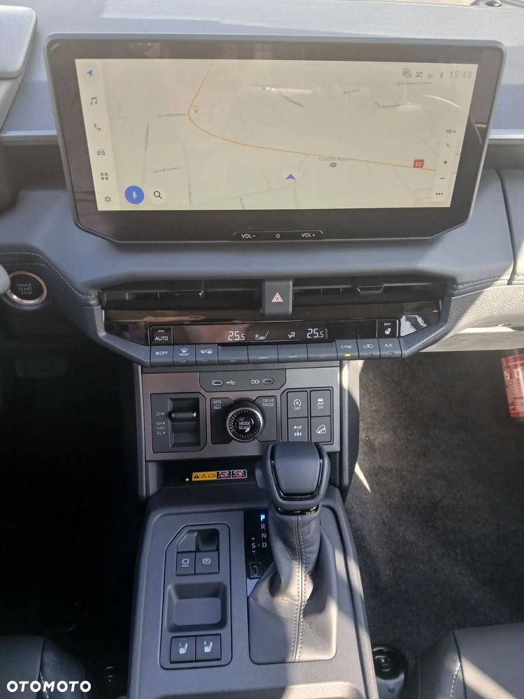 Toyota Hilux 2.8 D-4D mHEV Double Cab Invincible 4x4 - 22