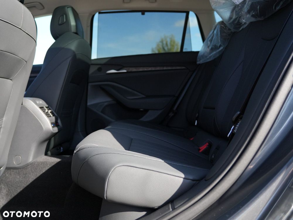 Skoda Superb 2.0 TSI 4x4 L&K DSG - 36