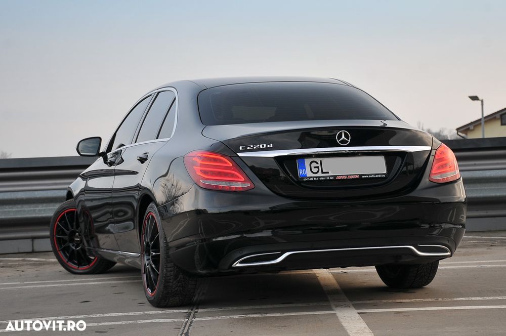 Mercedes-Benz C 220 (BlueTEC) d 7G-TRONIC Avantgarde - 4