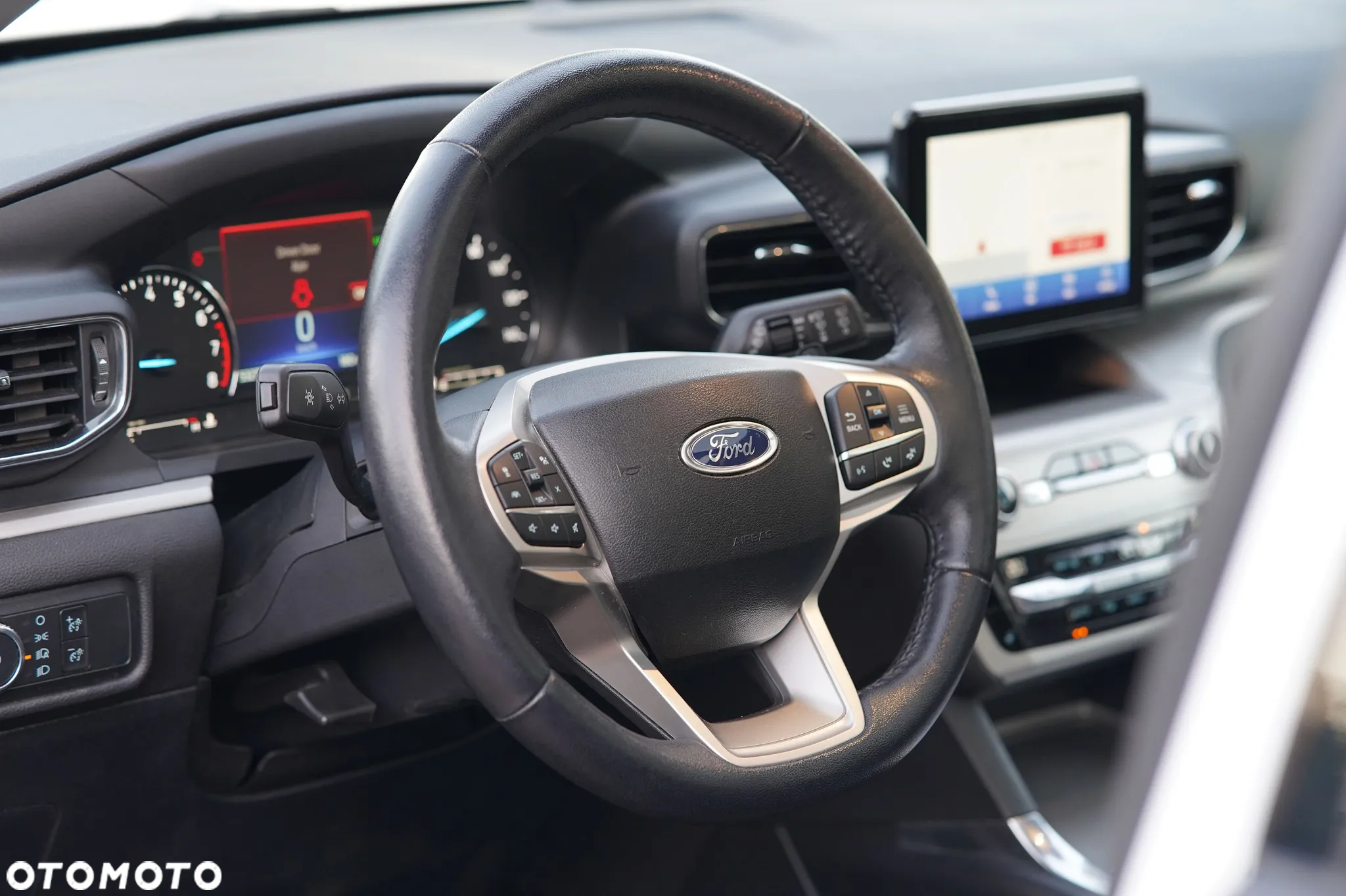 Ford Explorer - 9