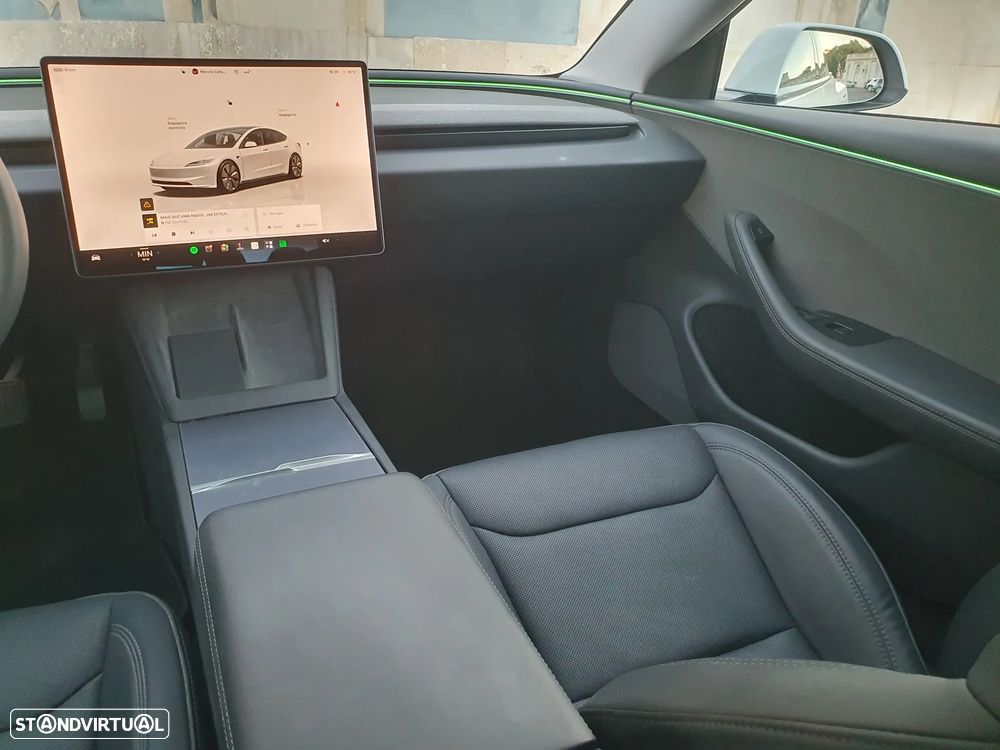 Tesla Model 3 Tração Traseira Premium - 15