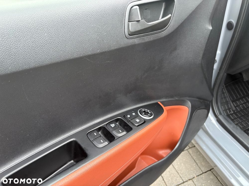 Hyundai i10 - 21