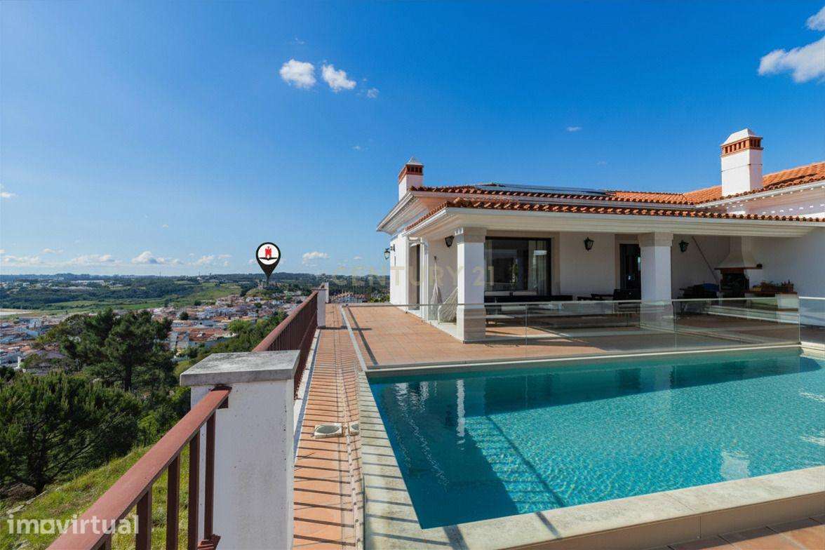 Moradia de Luxo T4 com Piscina e Vista Panorâmica sobre Porto de Mós - Grande imagem: 3/17