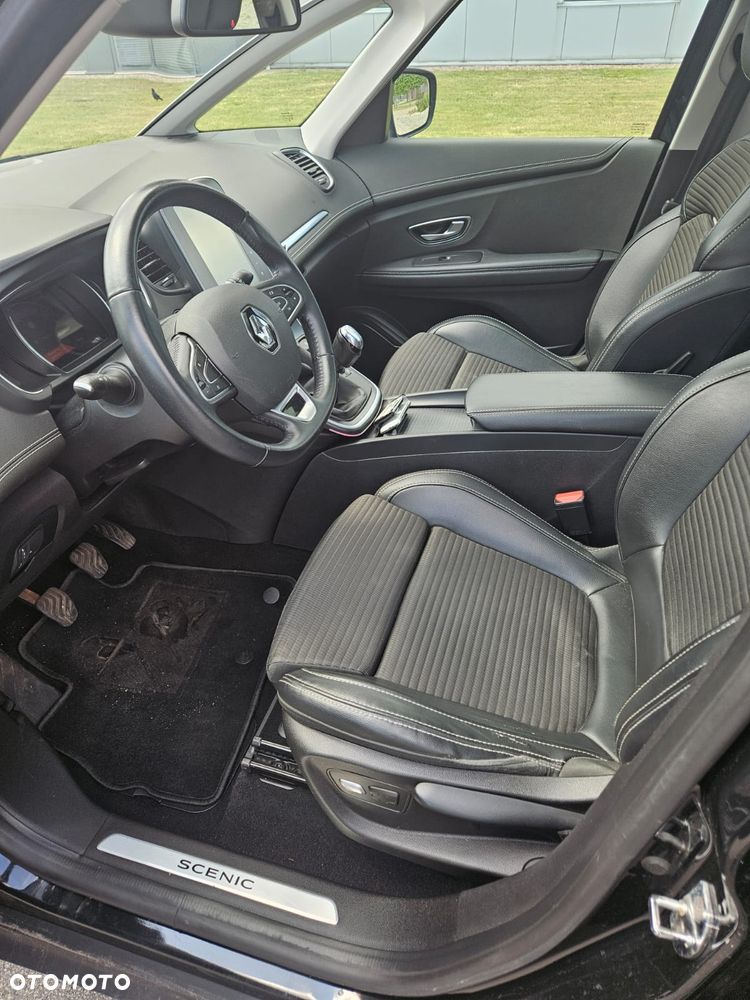Renault Scenic - 12