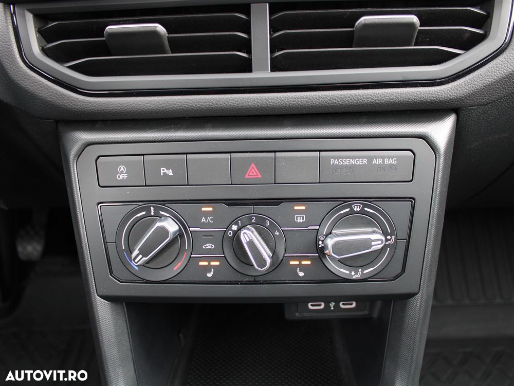 Volkswagen T-Cross 1.0 TSI Base - 20
